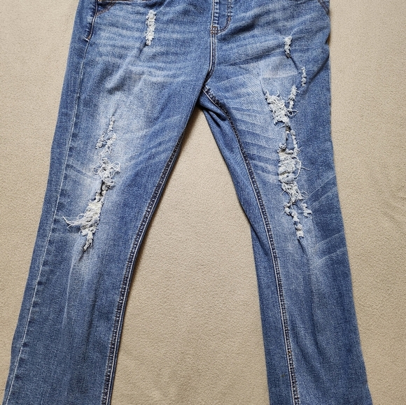 Women's Overalls Distressed Jeans Sz 13 Eighty Two Denim - Picture 3 of 15